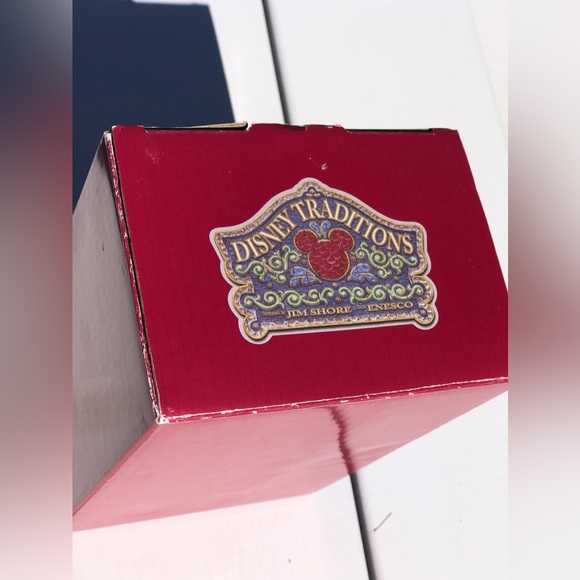 Disney showcase collection Mickey Mouse ceramic figure statue NWT and box - Picture 6 of 9